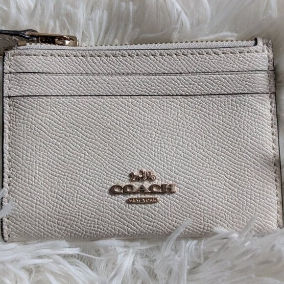 Coach, Mini Skinny ID Case, Crossgrain Leather, Chalk White, Gold Key Ring EUC - Picture 2 of 10